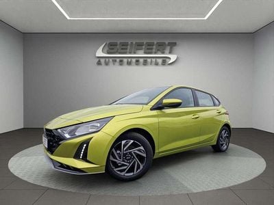 Nuova Hyundai i20 Trend 101 CV (74 kW) 2025 Verde Berlina