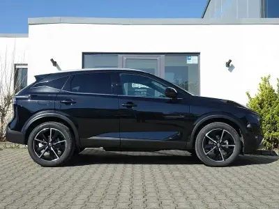 Neu Nissan Qashqai Tekna 158 PS (116 kW) 2026 Grün SUV