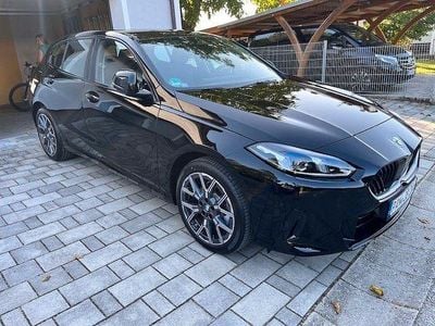 Usata BMW 120 170 CV (125 kW) 2025 Nero Utilitaria