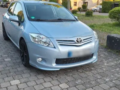Brugt Toyota Auris Edition 99 HK (72 kW) 2011 Blå Hatchback