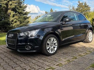 Second-hand Audi A1 105 CP (77 kW) 2010 Negru Hatchback