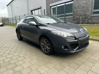 Gebraucht Renault Mégane Coupé Bose Edition 110 PS (80 kW) 2012 Grau Coupé