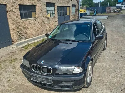 Occasion BMW 323 170 ch (125 kW) 1998 Noir Berline