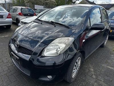 Gebraucht Toyota Yaris Life 101 PS (74 kW) 2010 Schwarz Kleinwagen