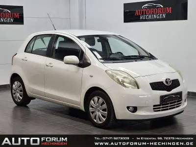 Gebraucht Toyota Yaris 87 PS (63 kW) 2009 Weiß Kleinwagen