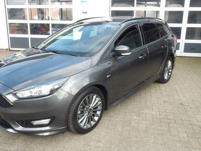 Gebraucht Ford Focus ST-Line 125 PS (91 kW) 2018 Magnetic Kombi