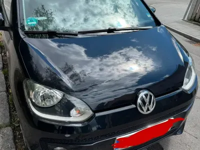 Używany VW up! move up! 60 KM (44 kW) 2012 Czarny Hatchback