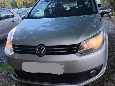 Gebraucht VW Touran 2010 Silber Van / Kleinbus