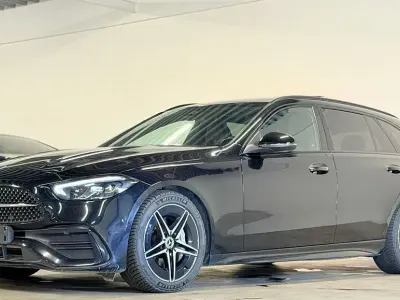 Gebraucht Mercedes 200 AMG line 163 PS (119 kW) 2022 Schwarz Limousine