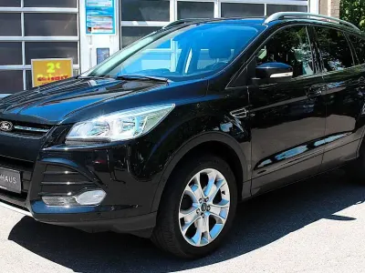 Gebraucht Ford Kuga Titanium 150 PS (110 kW) 2015 Schwarz SUV