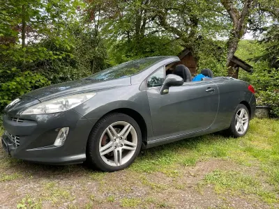 Gebraucht Peugeot 308 CC Premium 156 PS (114 kW) 2010 Schwarz Cabrio