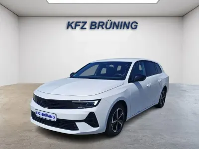 Gebraucht Opel Astra 131 PS (96 kW) 2025 Weiß Kleinwagen