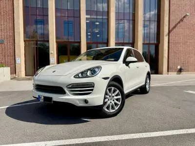 Gebraucht Porsche Cayenne 400 PS (294 kW) 2012 Weiß SUV