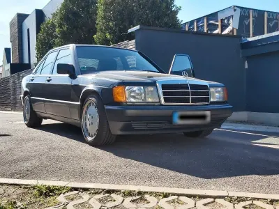 Gebraucht Mercedes 190 118 PS (86 kW) 1990 Schwarz Limousine