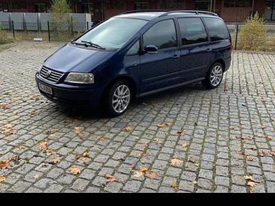 VW Sharan