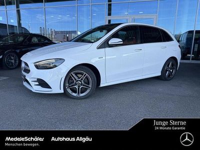 Usata Mercedes B250e AMG 218 CV (160 kW) 2021 Bianco Monovolume