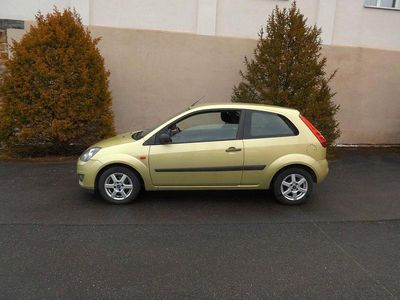 Gelb Gebraucht 2007 Ford Fiesta Trend Kleinwagen | 1.399 € (Fairer Preis)