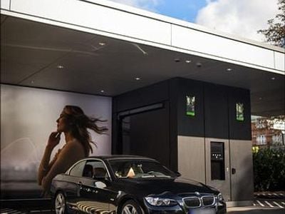 Gebraucht BMW 335 Cabriolet 306 PS (225 kW) 2008 Schwarz Cabrio