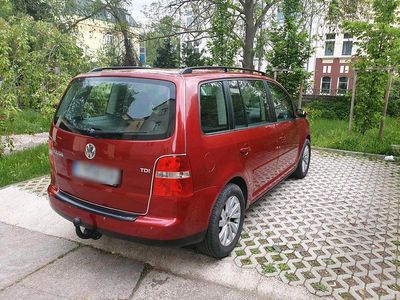 Rot Gebraucht 2005 VW Touran Van / Kleinbus | 2.399 € (Fairer Preis)