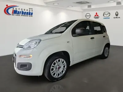Gebraucht Fiat Panda Easy 69 PS (50 kW) 2017 Gelato weiß Kleinwagen