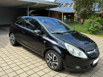 Używany Opel Corsa S 80 KM (58 kW) 2007 Czarny Hatchback