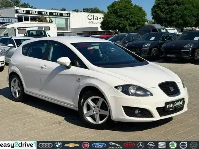 Gebraucht Seat Leon Reference 125 PS (91 kW) 2011 Weiß Kleinwagen