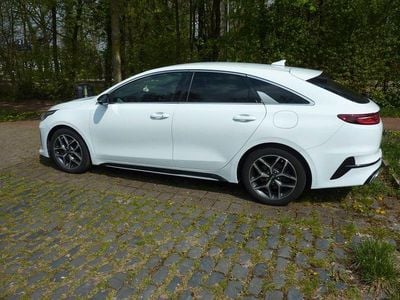 Gebraucht Kia ProCeed GT 136 PS (100 kW) 2019 Weiß Limousine