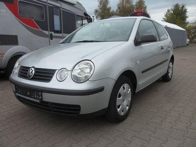 Silber Gebraucht 2004 VW Polo Cricket Kleinwagen | 2.499 € (Etwas zu teuer)