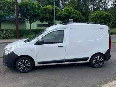 Gebraucht Dacia Dokker 95 PS (69 kW) 2021 Weiß Van / Kleinbus