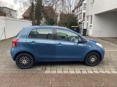 Gebraucht Toyota Yaris Executive 87 PS (63 kW) 2006 Blau Limousine