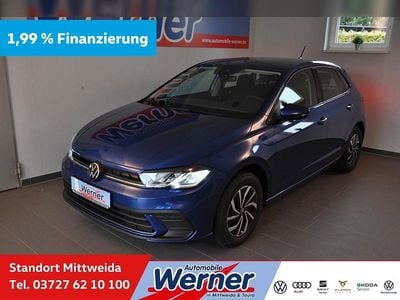 Blau Neu 2025 VW Polo Life Kleinwagen | 23.880 € (Etwas zu teuer)