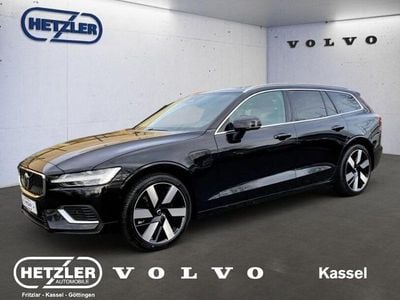 Gebraucht Volvo V60 Plus 398 PS (292 kW) 2025 Onyx black / metallic Kombi