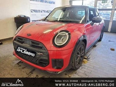 Gebraucht Mini John Cooper Works 204 PS (150 kW) 2025 Chili red ii Kleinwagen