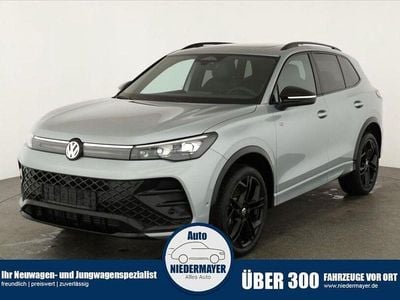 Neu VW Tiguan R-line 193 PS (141 kW) 2025 Oyster silver metallic SUV