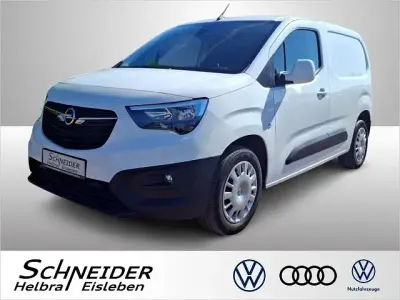 Gebraucht Opel Combo Edition 131 PS (96 kW) 2021 Jade weiß Van / Kleinbus
