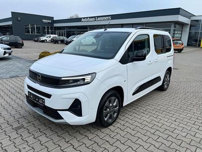 Gebraucht Opel Combo Life 131 PS (96 kW) 2024 Weiß Van / Kleinbus