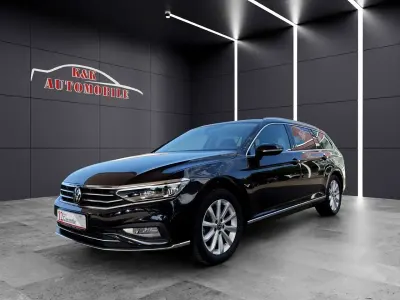Gebraucht VW Passat Elegance 150 PS (110 kW) 2024 Deep black perleffek Kombi