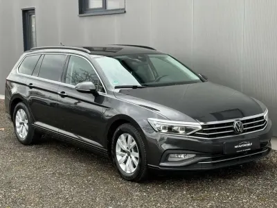 Gebraucht VW Passat 150 PS (110 kW) 2022 Grau Kombi