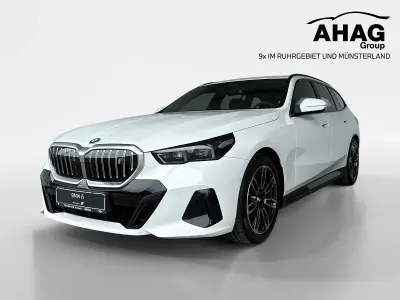 Neu BMW i5 Shadowline 250 kW (340 PS) 2026 Schwarz Kombi