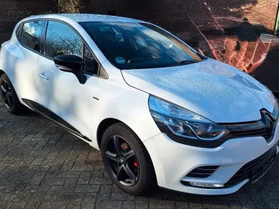 Gebraucht Renault Clio IV LIMITED 2017 Weiß Kleinwagen