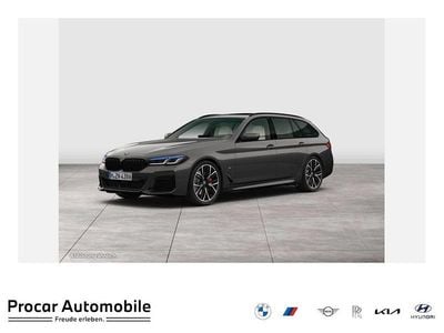Gebraucht BMW 540 M Sport 340 PS (250 kW) 2024 Sophistograu brillanteffekt Kombi