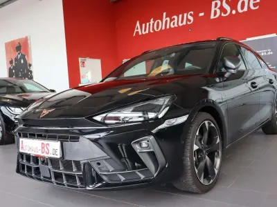 Gebraucht Cupra Leon 150 PS (110 kW) 2025 Mitternachtschwarz Kombi