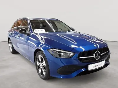 Gebraucht Mercedes C300e Avantgarde 204 PS (150 kW) 2023 Spektralblau metallic Kombi