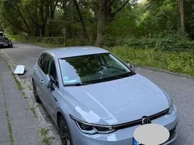 Gebraucht VW Golf VII Style 150 PS (110 kW) 2020 Grau Limousine