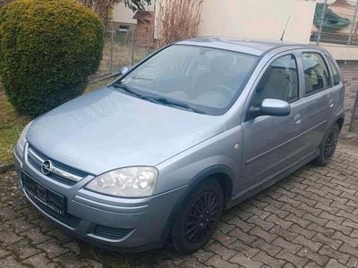 Grau Gebraucht 2006 Opel Corsa Limousine | 1.600 € (Fairer Preis)