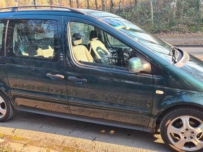 Gebraucht Mercedes Vaneo 102 PS (75 kW) 2004 Grün Van / Kleinbus