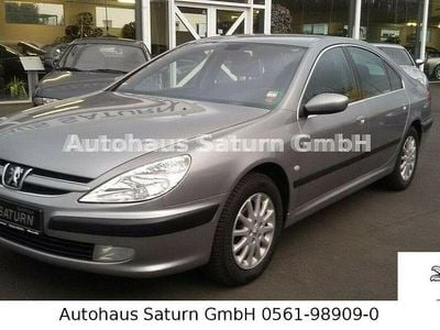 Usado Peugeot 607 158 CV (116 kW) 2002 Plateado Berlina