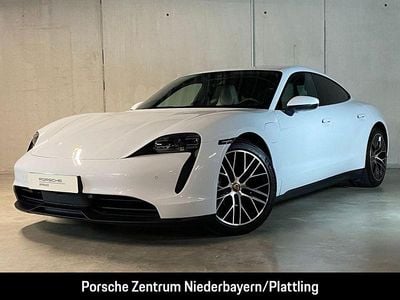 Usata Porsche Taycan 350 kW (476 CV) 2022 Bianco Berlina