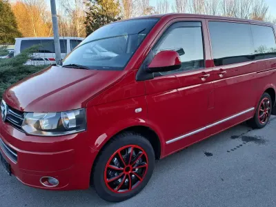 Gebraucht VW Multivan Highline 179 PS (131 kW) 2010 Rot Van / Kleinbus