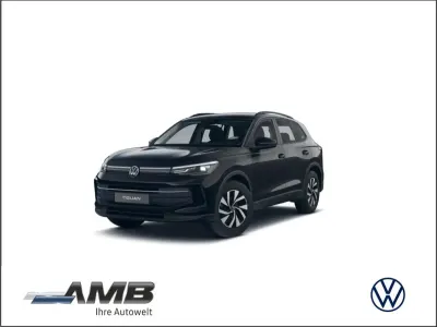 Neu VW Tiguan Life 150 PS (110 kW) 2026 Grenadillschwarz metallic SUV